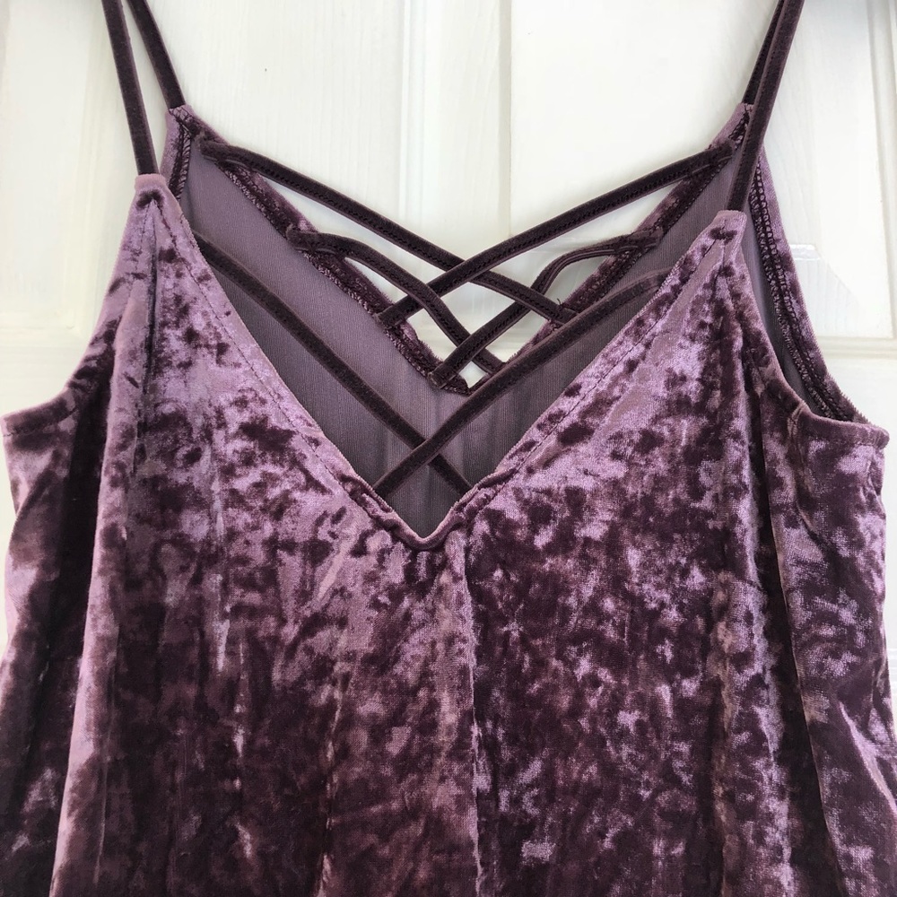 Textured Tank - Picture 3 of 5